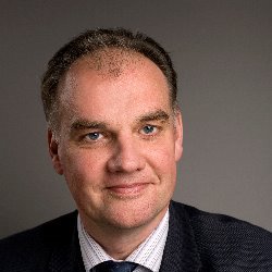 Prof. Uwe Truyen